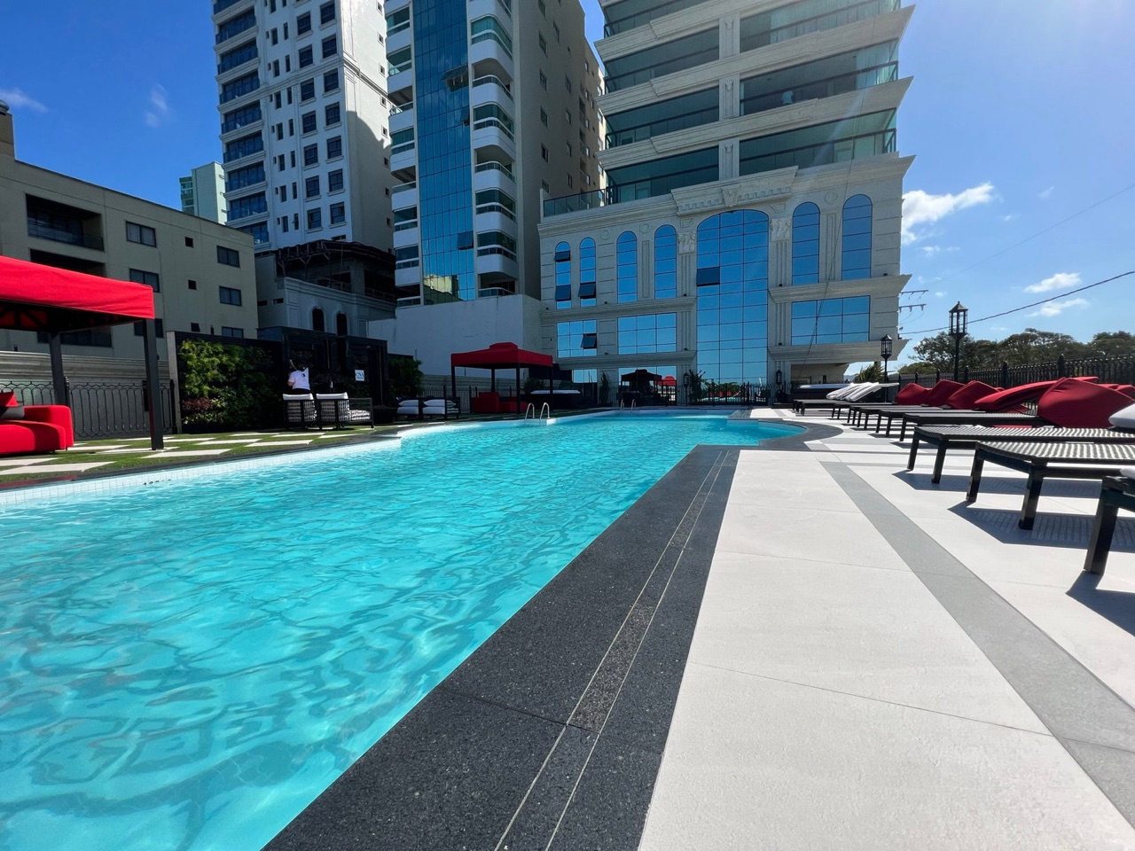 CNA Cartier Residence — Meia Praia, Itapema/SC